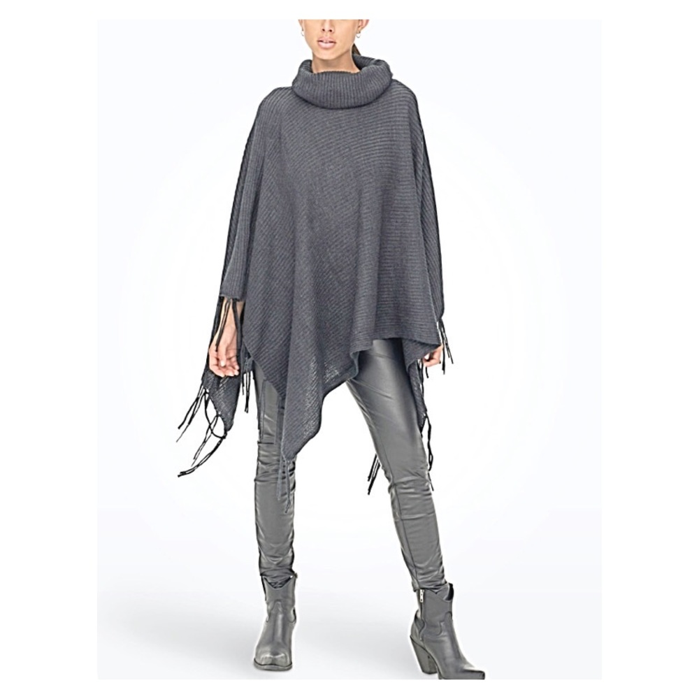 New York Collection Sweater Poncho W/Fringes Sweater Gray Color Sweater Size M